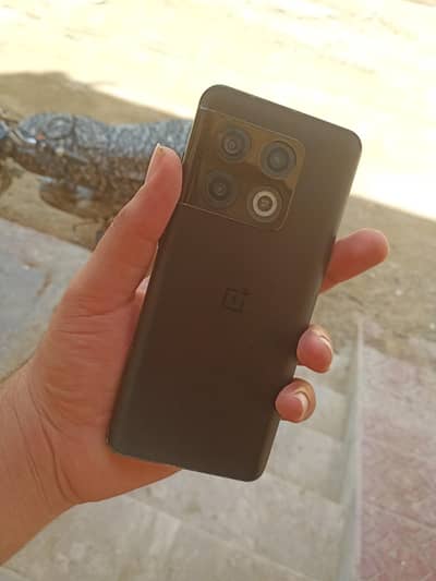 One Plus 10 Pro