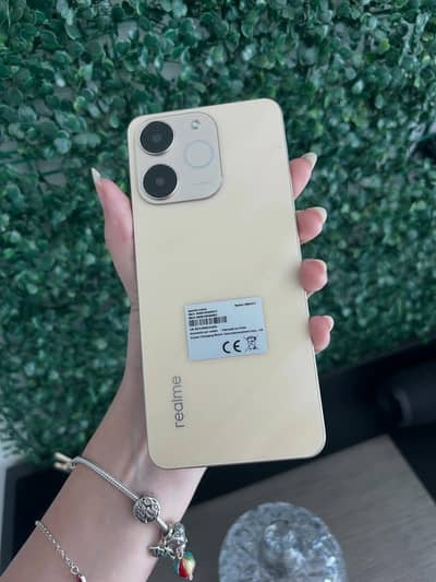 Realme Note 70