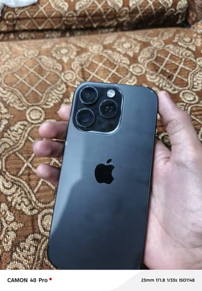 Apple iPhone 16 Pro