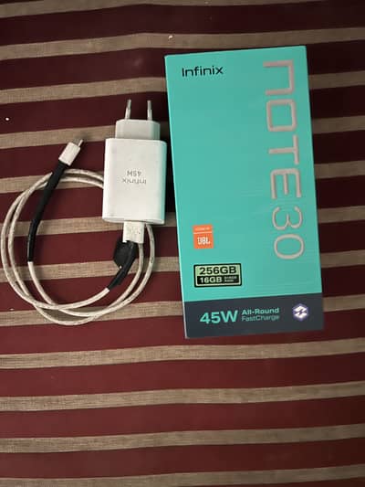 Infinix Note 30 (256GB / 8GB RAM) – PTA Approved – 10/10