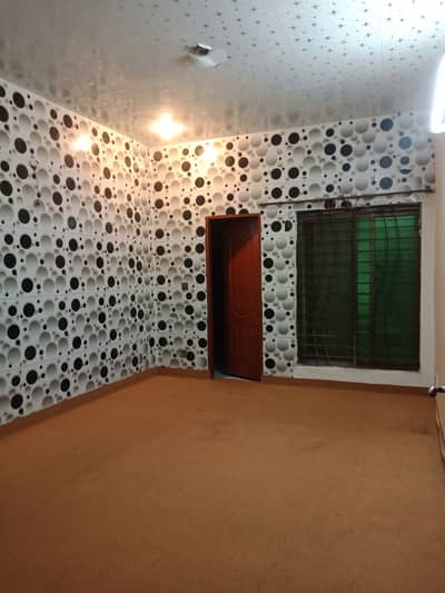 7 marla 3 bed upper portion for rent in psic society near lums dha lhr