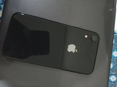 I phone XR Non PTA 64 GB 80%Battery health