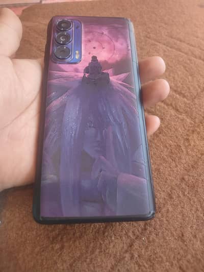 Motorola edge 2021 . . . 8/256