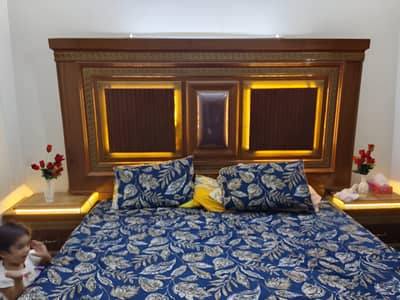 compelled bed room set extra king size