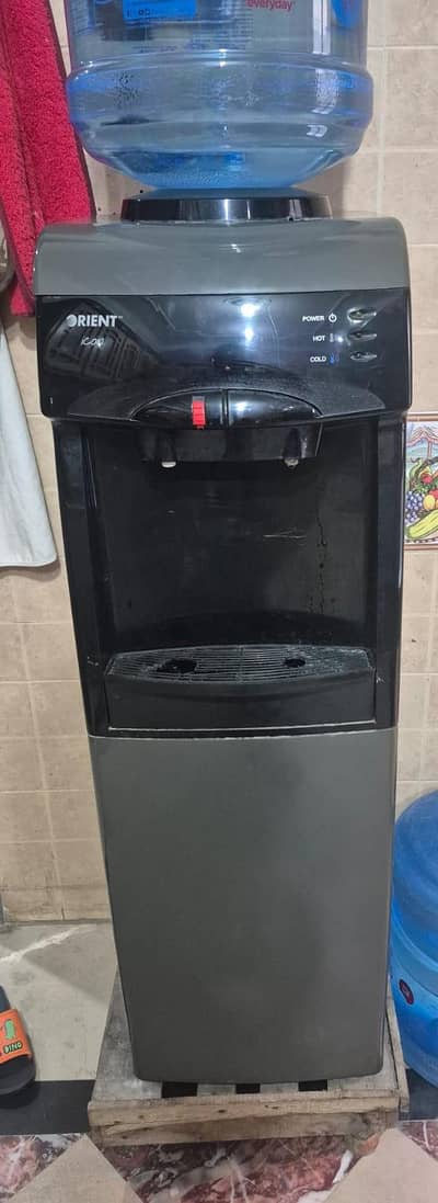 Orient Water Dispenser (hot & cold) with mini refrigerator compartment