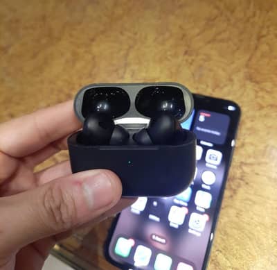 Iphone 12 waterpack  82% Bh 64 gb store with airpods