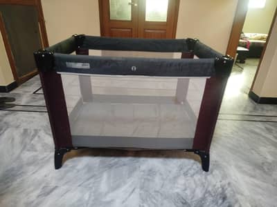 mamas and papas travelling cot