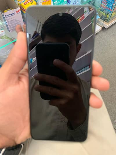 Infinix smart 8pro 4/128