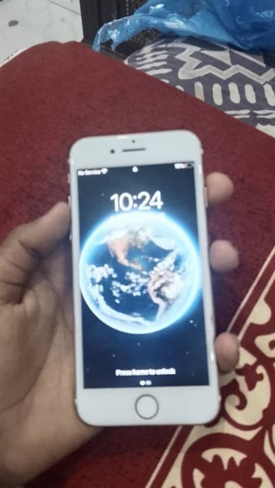 i phone 7 10by9 condition 32 gb