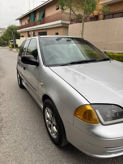 Suzuki cultus 2015 lahore number