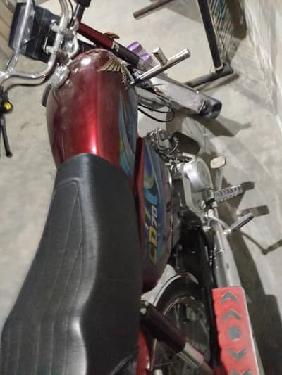 Honda CD 70.03136501423