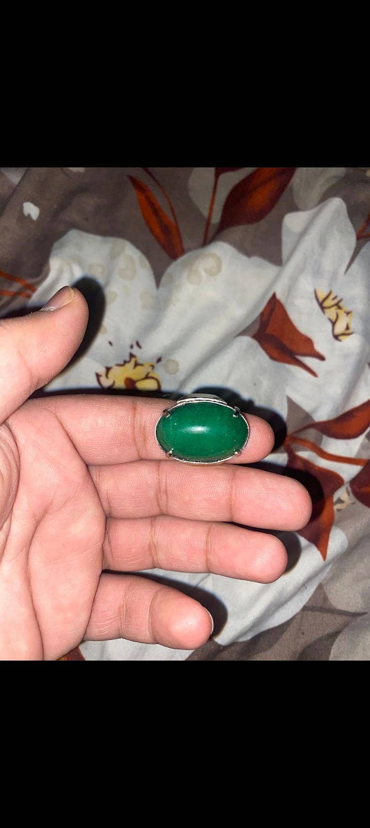 emerald stone ring 2
