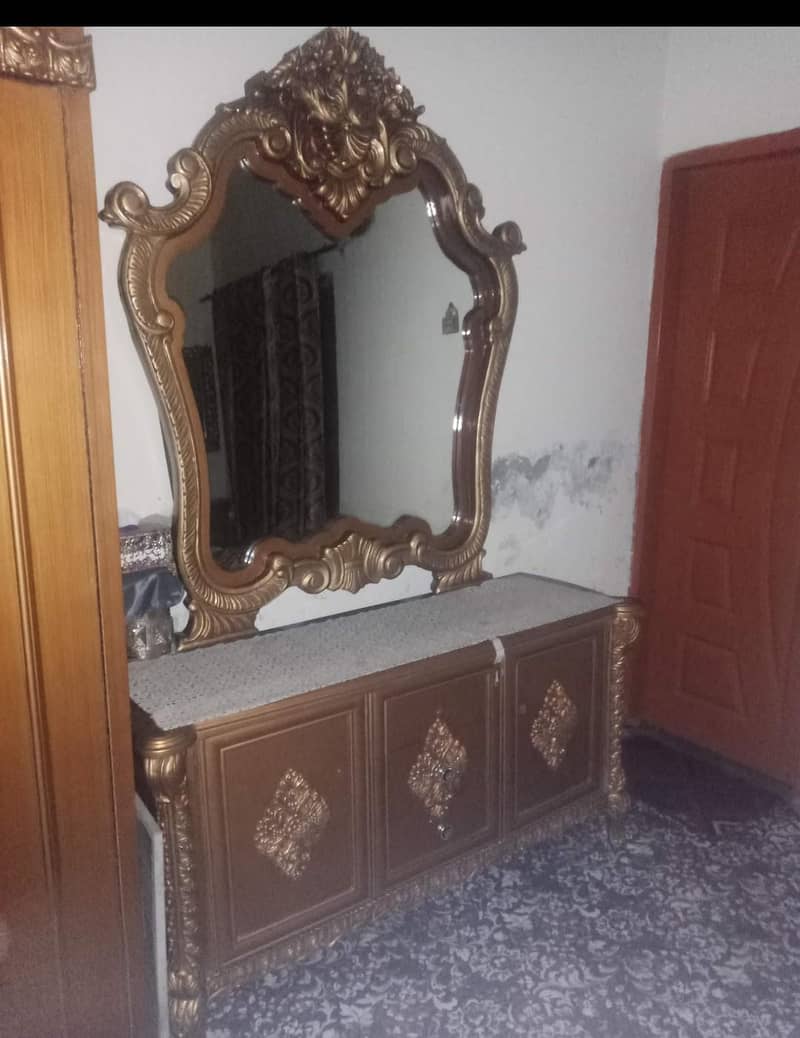 bed  with dressing and side table 0