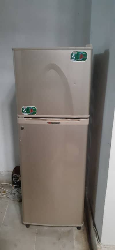 Dawlance refrigrator