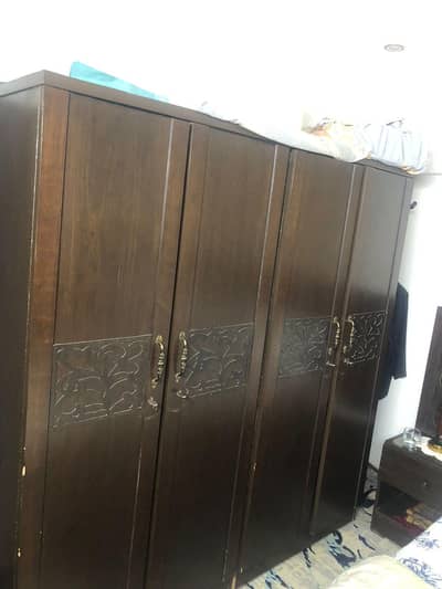 Wooden bet set available for sell