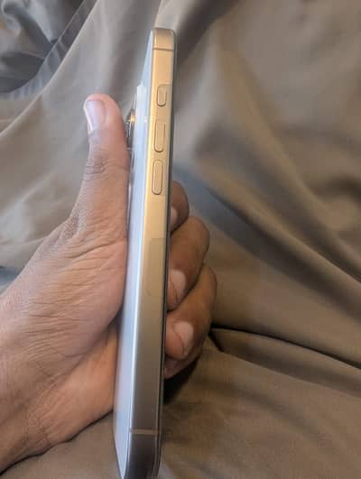 iPhone 16 pro jv 128gb brand new phone
