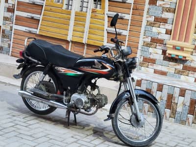 Honda CD70 in good condition  for sale