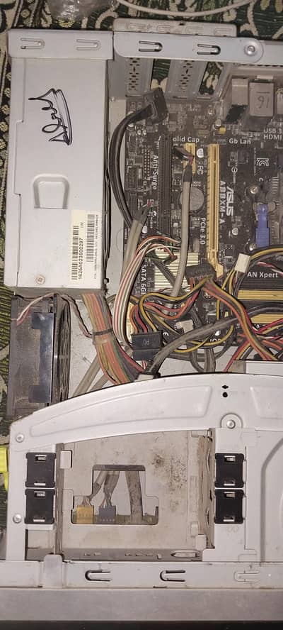 Cpu without hard or Ram