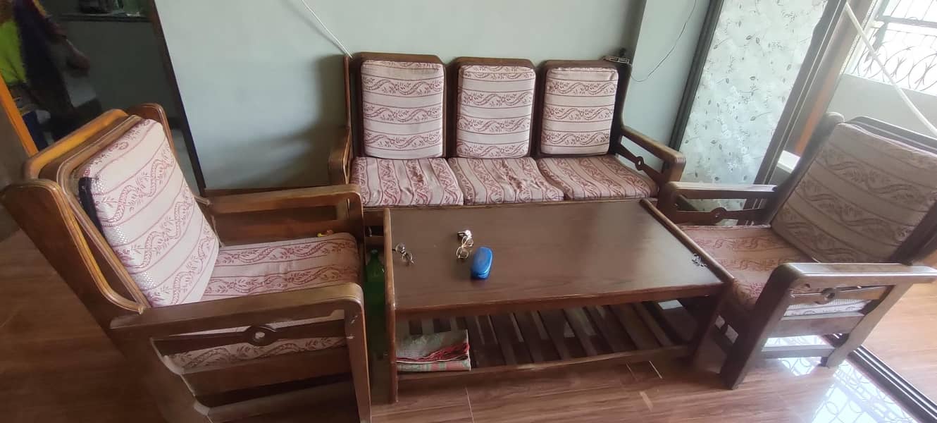 Sofa set with Table 1