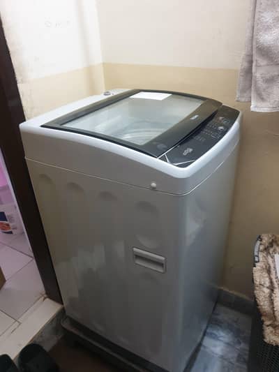 Haier Fully Auto Wasing Machine 8kg