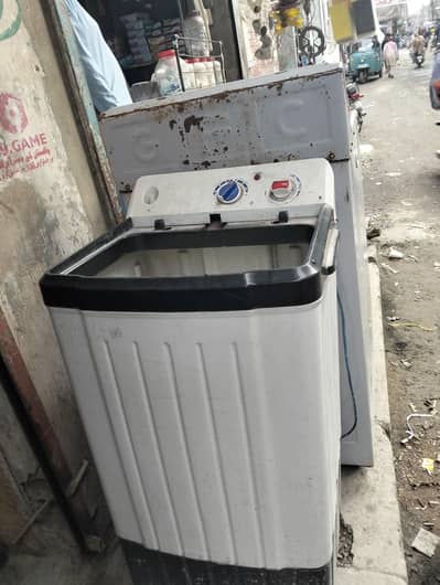 washing mashin urgent sale
