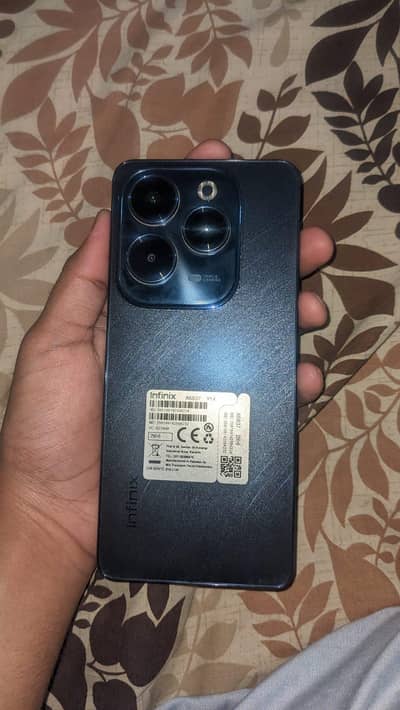 Infinix Hot 40 Pro | urgent sale | 9/10 condition . Non negotiable