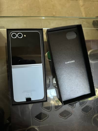 Samsung Galaxy Z flip 6 12/512 NON PTA