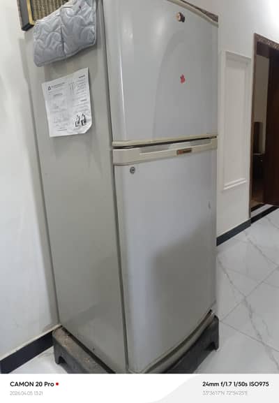 very good working condition fridge 14 cubec