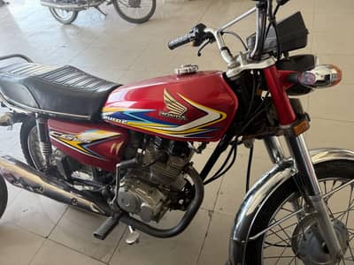Honda 125 19/20 model lush condition 1 handed use