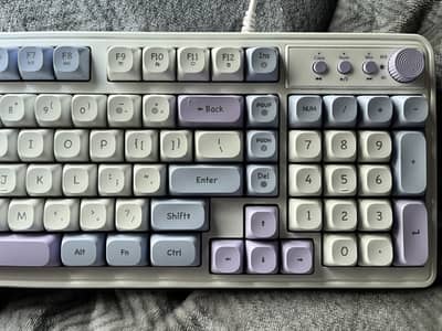 Eweadn G98 RGB Wired Membrane Keyboard (silent)