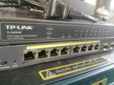 tplink 8port Gigabit poe I switch