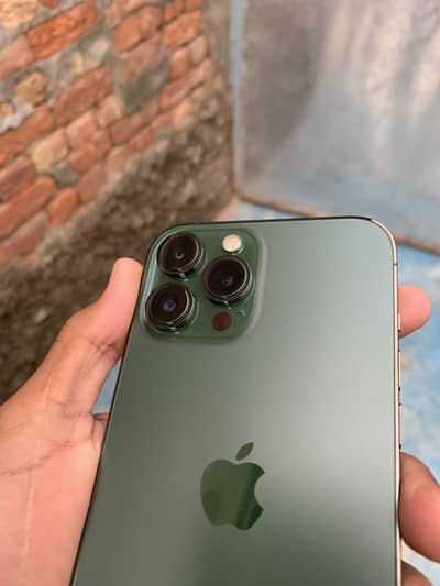 13 Pro Max 128 FU with box cable