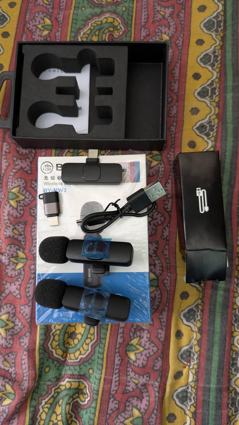 Boya wireless microphone 2