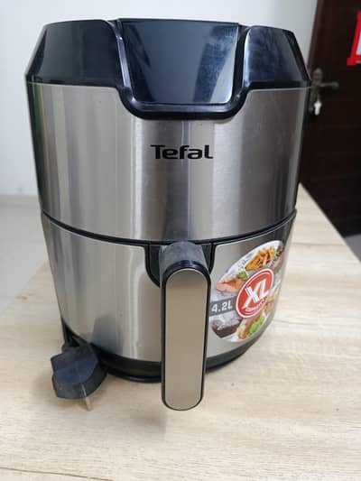 Almost New Air fryer Tefal