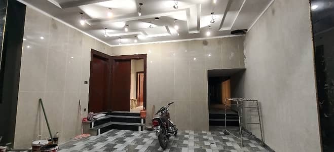 10 Marla branded house for sale in premium place