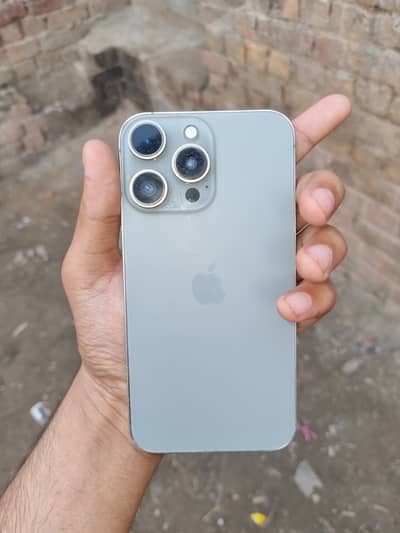 iPhone XR convert 15 PRO jv 64gb read add please exchange possible