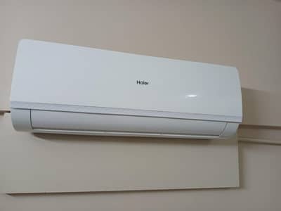 Haier 1 ton non invertor just like new