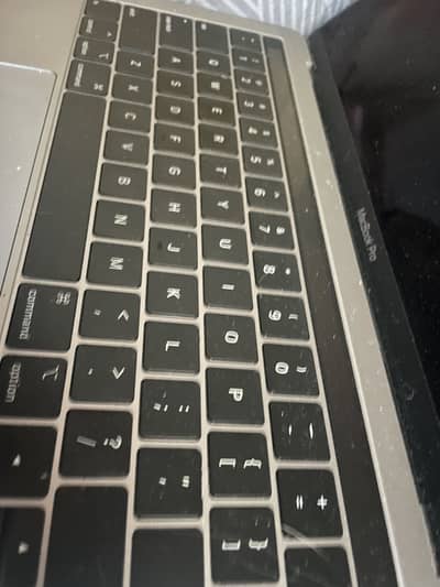 MACBOOK 2018