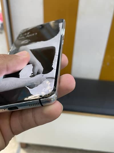 Mobile for sale Samsung s21 ultra in working  not open not repair.