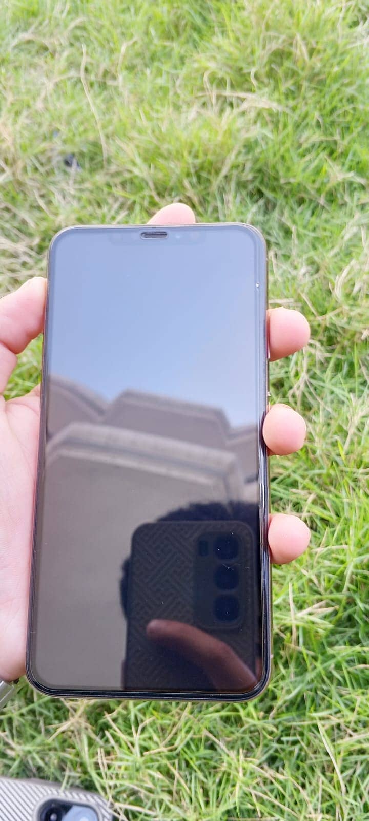 Apple iPhone XS Max 5