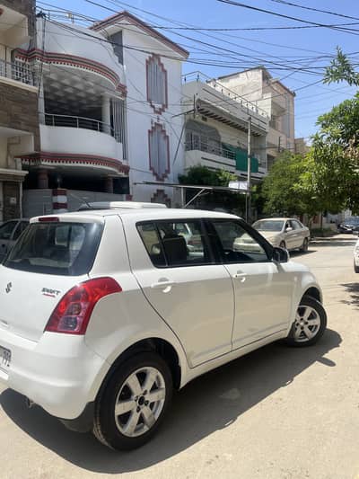 Suzuki Swift Automatic 2015