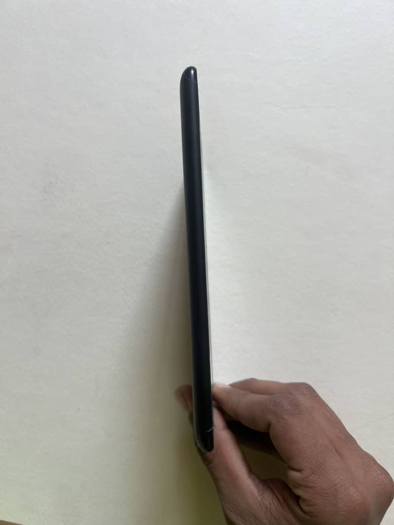 Amazon kindle 10th generation 3
