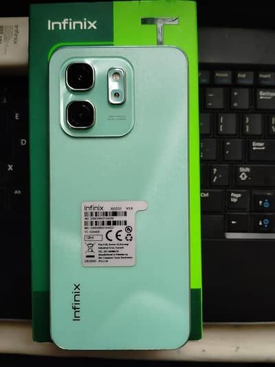 Infinix hot 50i sage green color
