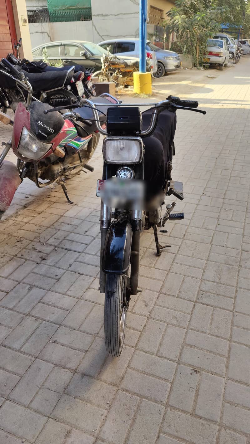 Unique cd70 2018 Engine sealed 0