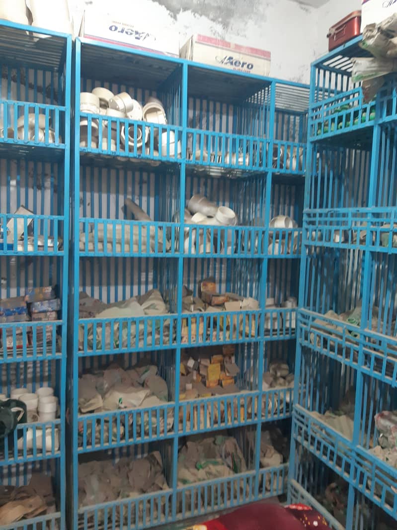 تین الماریاں اچھی کوالٹی کی ہیں 1