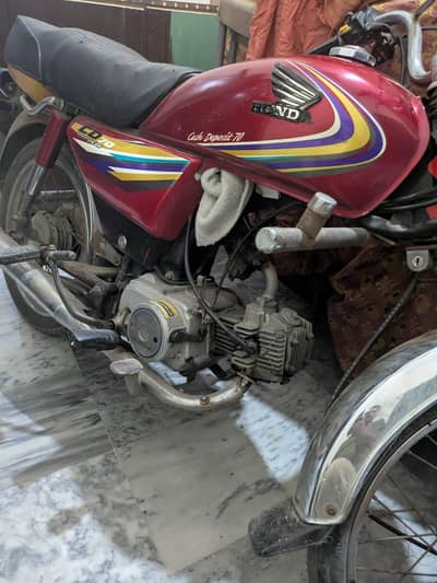 Honda CD 70 2015