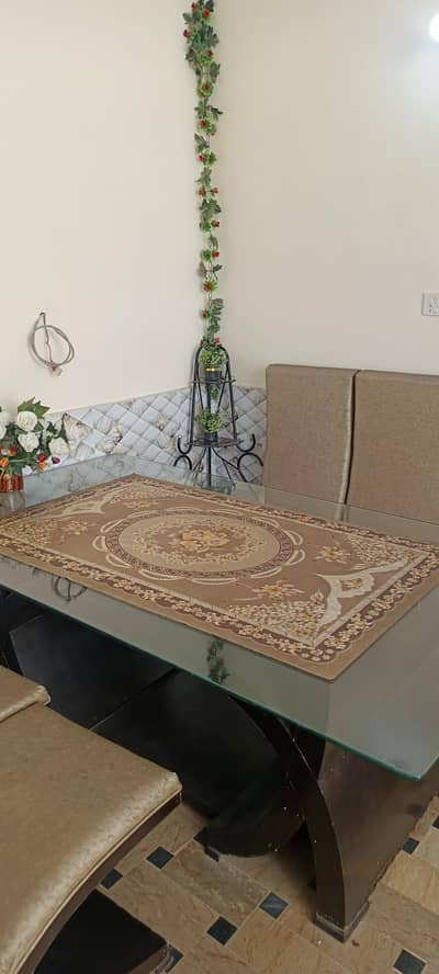 6 chairs dining table