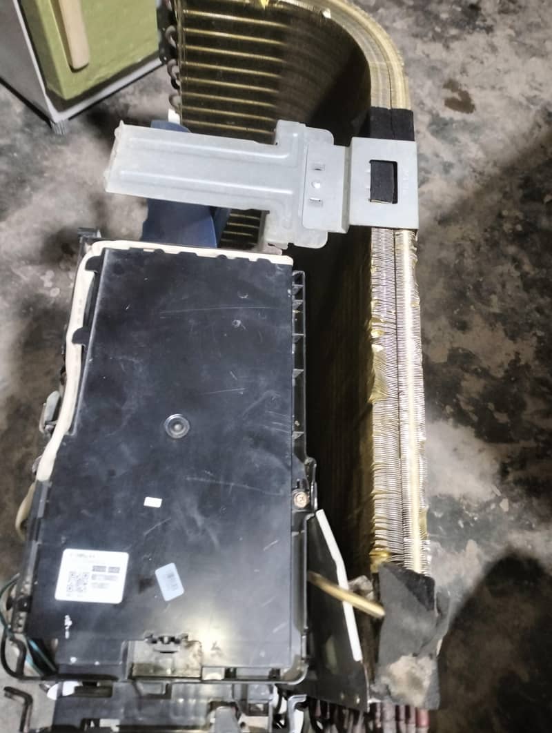 ڈی سی انورٹر فور سیل 12