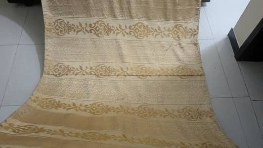 Curtain Blinds Golden Color Adjustable Size