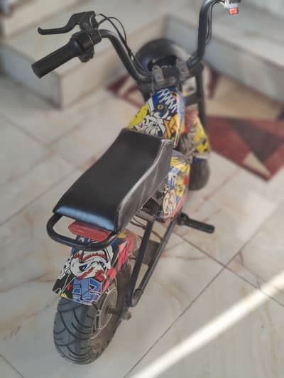 Electric Mini Bike for Kids – Rechargeable – Excellent Condition